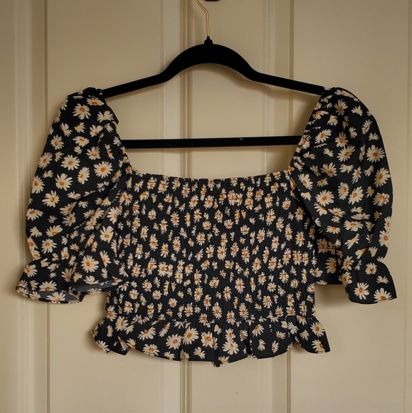 NWT Akair Small Daisy Crop Top - Picture 2 of 3